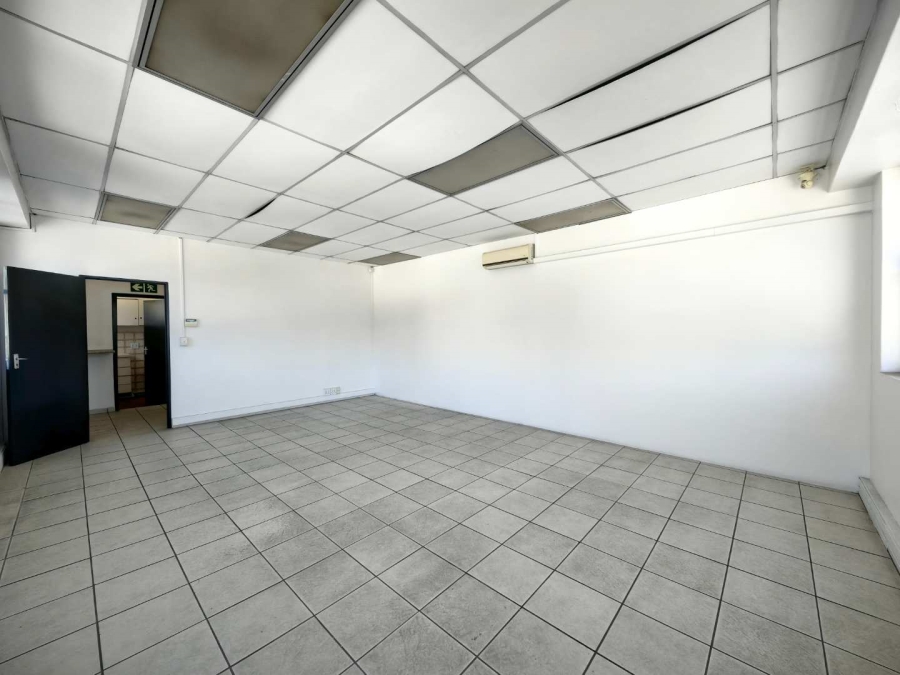 To Let commercial Property for Rent in Salt River Western Cape